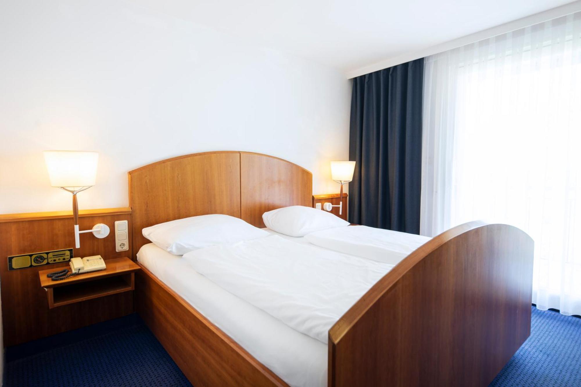 Roomingtons Karoli Waldkirchen Εξωτερικό φωτογραφία
